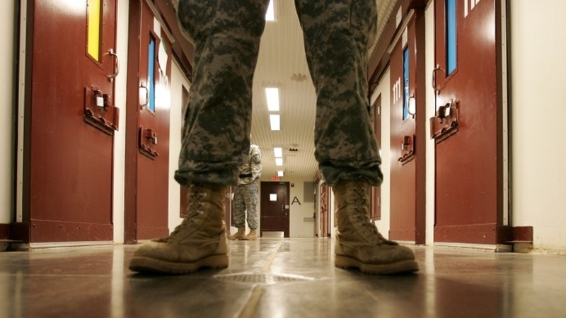 Guantanamo Bay - Barack Obama pledge to shut facility in 2009
