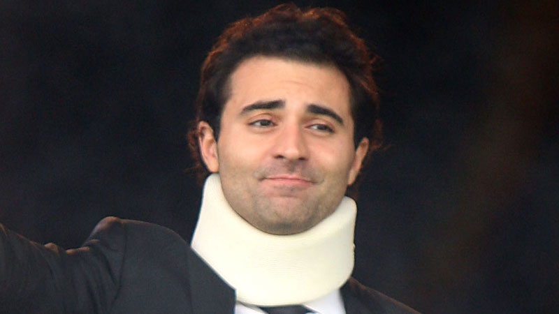 Campbell pictured in a neck brace last week
