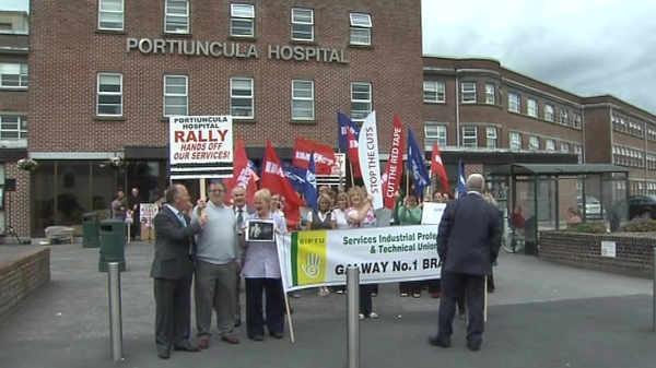 West - Hopes for 'constructive dialogue'