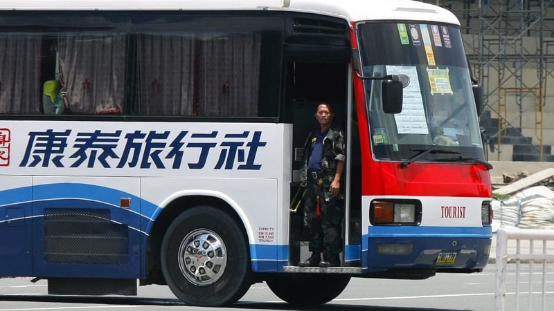 Manila - Tear gas was used by police