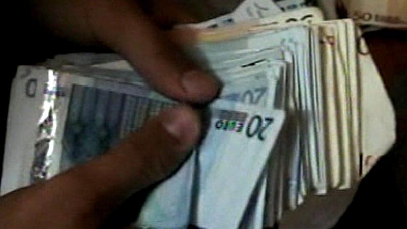 Debt - Licencing for debt collectors recommended