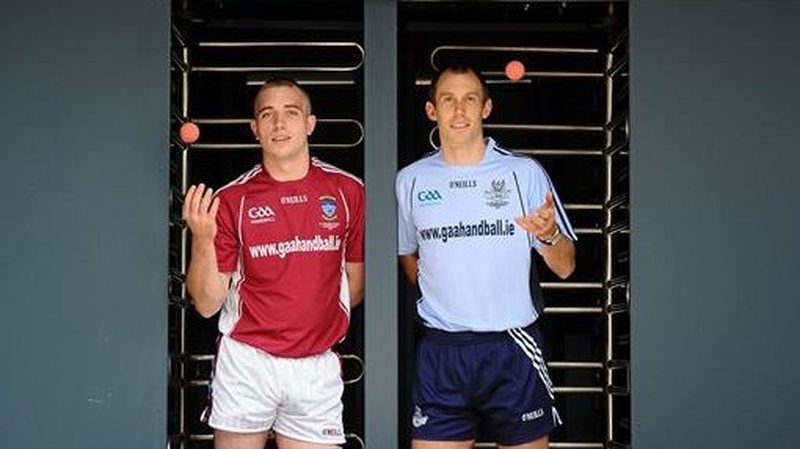 Robbie McCarthy of Westmeath (l) lost out to Dublin's Eoin Kennedy
