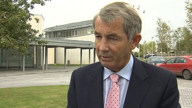 Michael Lowry - Says it is impossible to support a 'crippled' Government