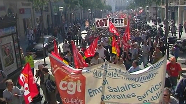 French strikes - Workers uphappy at pension changes