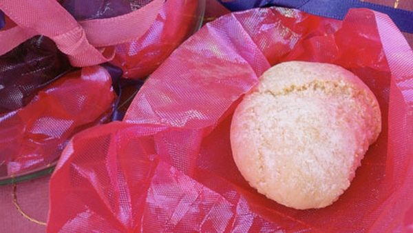 Amaretti Biscuits