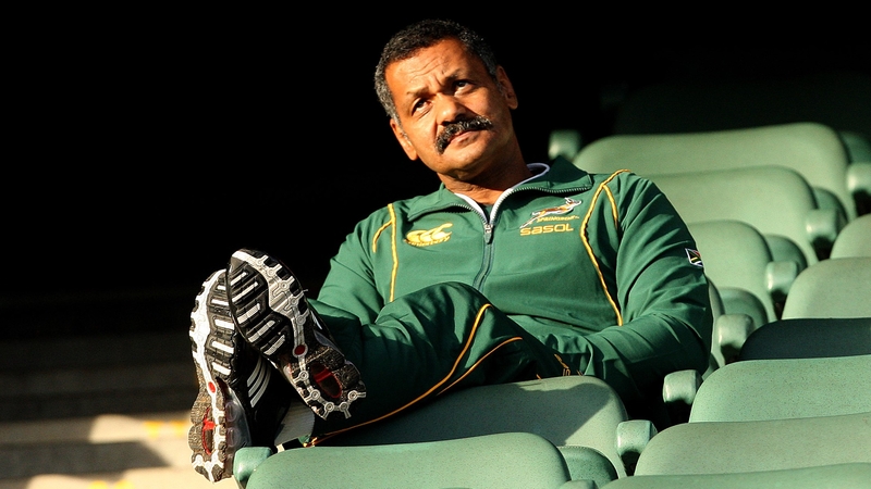 Peter De Villiers - Has left a host of frontliners out of South Africa's Tri-Nations squad