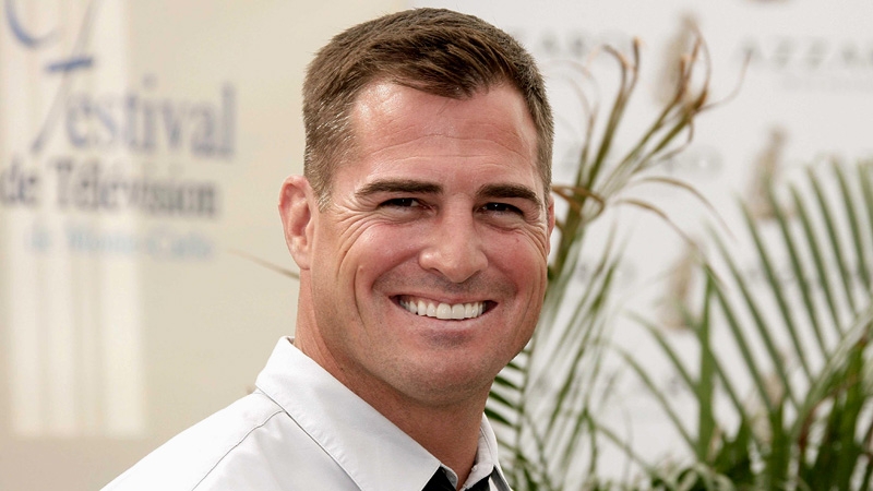 Eads - Plays Nick Stokes