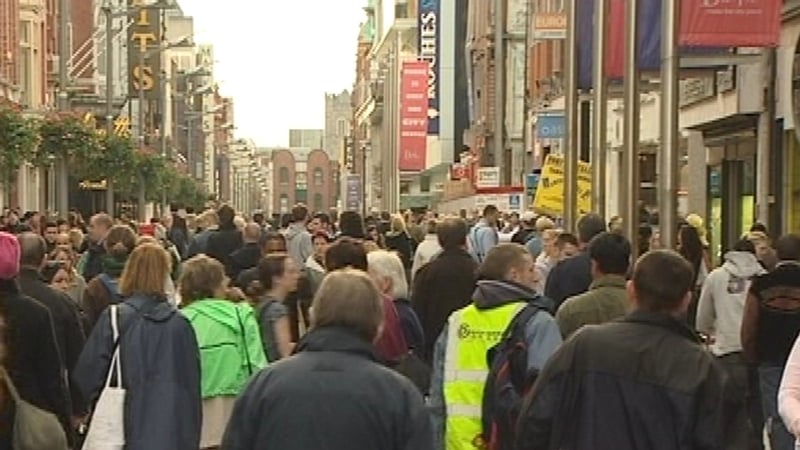 Shops still waiting for Christmas rush