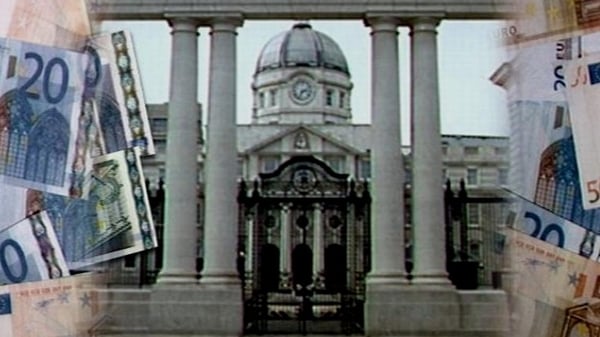 Deficit measures - Lenihan signals significant cuts for 2011