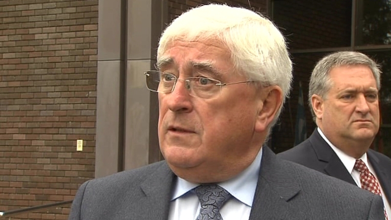 Batt O'Keefe - 'Govt not under pressure on bailout'