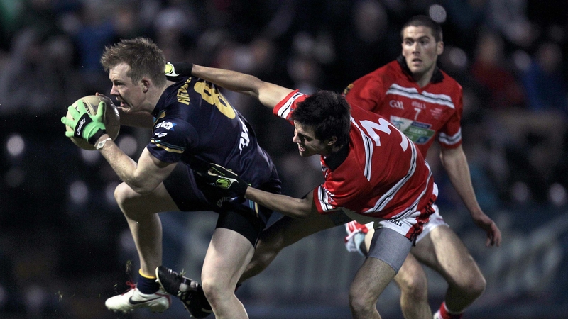 Jamie O'Sullivan tries to contain Aussie full forward Jack Riewoldt