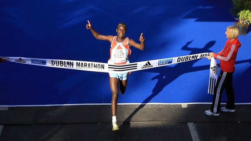 Moses Kibet wins the Dublin City Marathon