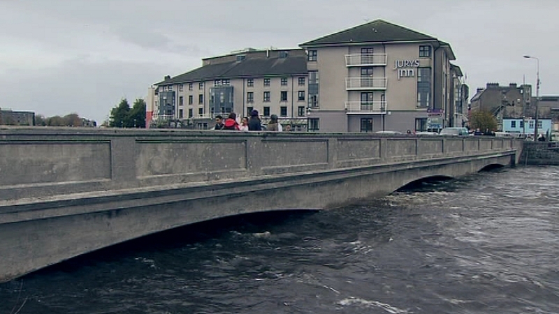 Galway - Flood warning in place