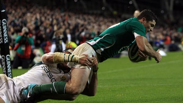 Rob Kearney's late try was not enough for Ireland