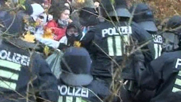 Germany - Clashes at nuclear train protest