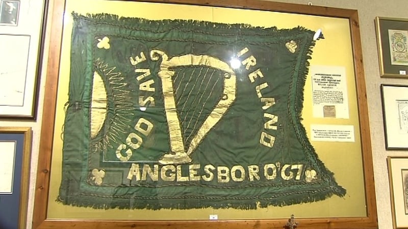 Fenian flag - Bought by an anonymous private collector