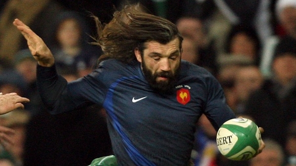 Sebastien Chabal returns to the France starting XV to face Argentina