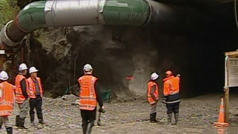 New Zealand - Specialist mine rescue team is at the scene