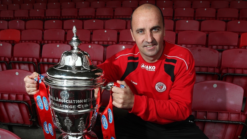 Paul Cook proudly shows off the FAI Cup