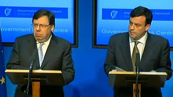 Cowen &amp; Lenihan - Formal request for help from EU and IMF