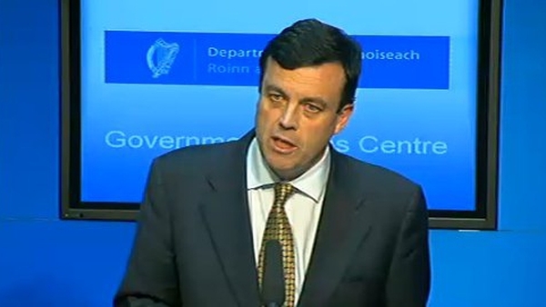 Brian Lenihan - Deal 'doesn't need Dáil approval