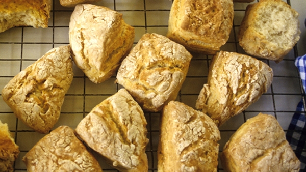 Cheesy Soda Scones