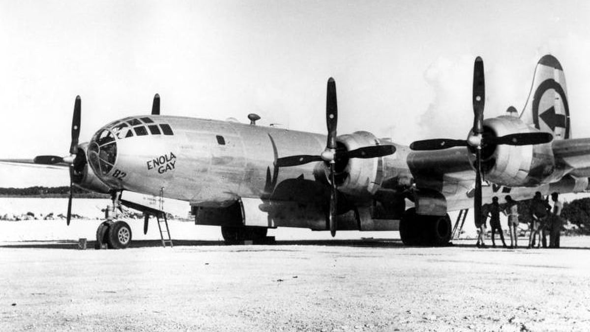 Flight of the Enola Gay