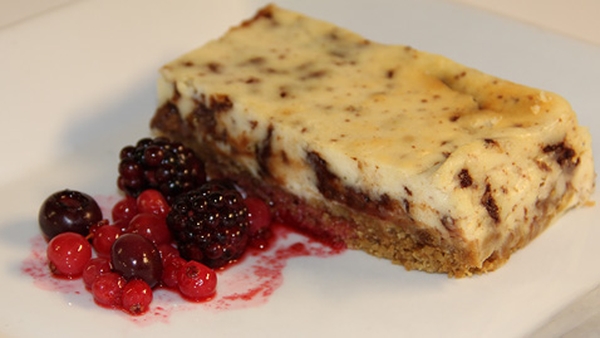 Baked Toblerone Cheesecake with Winterberry Compot
