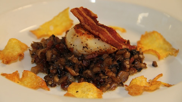 Pan Seared Scallops on a Bed of Nutty Herb Mushroo