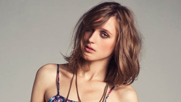 Weyrauch - Wins an exclusive contract with IMG Models