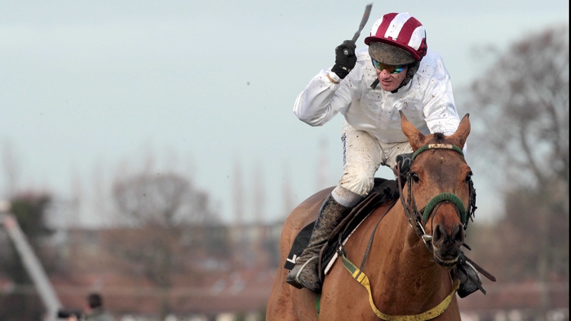 Paul Carberry wins the Lexus Chase on Pandorama