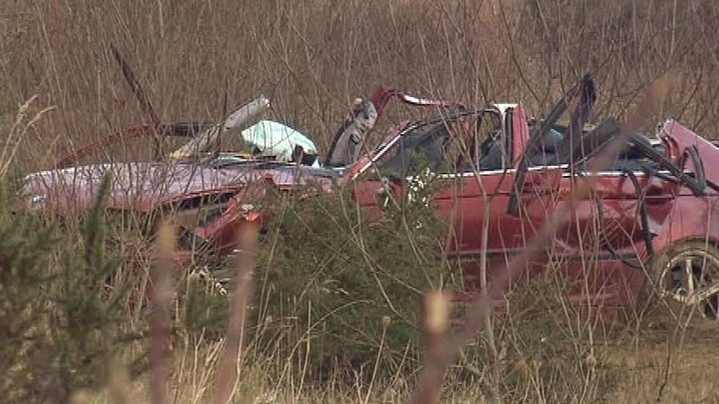 Louth - Two die in crash