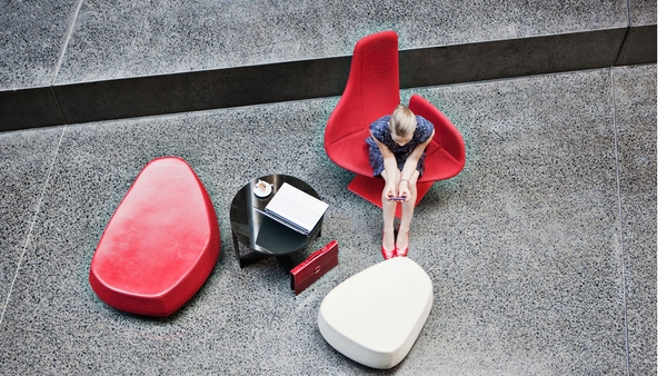 <p>Pulling out of TV, phone and other contracts</p>