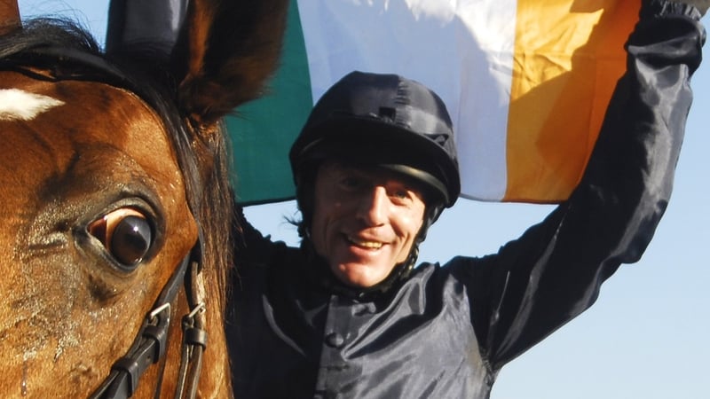 Kieren Fallon will partner Little Mike in Dubai