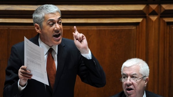 Portugal - Jose Socrates and Fernando Teixeira dos Santos will not ask for bailout