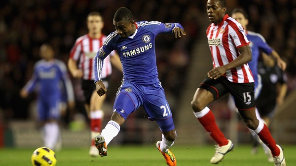 Salomon Kalou scores Chelsea's second goal