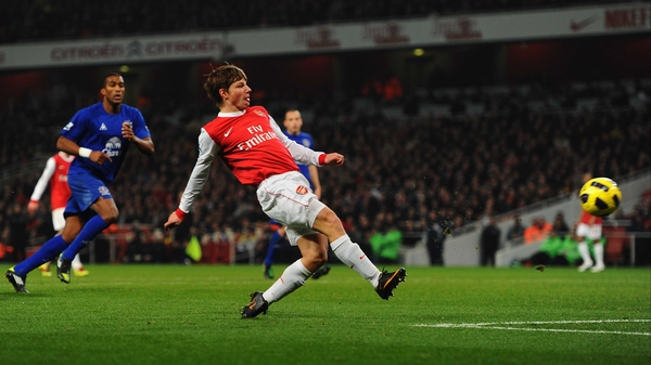 Andriy Arshavin in action for Arsenal against Everton