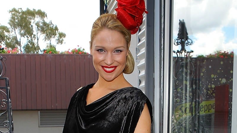 Gormley - "I need a lightning bolt before I even notice a guy"