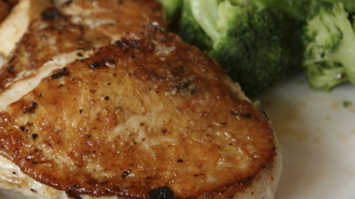 Find out how to make a simple romantic dinner at home for two.