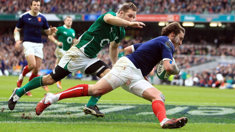 Maxime Medard touches down for France in the second half