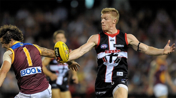 Walsh in action for St Kilda