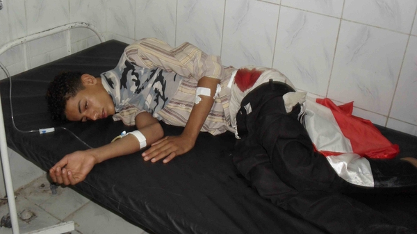 Wounded - A grenade was thrown at protestors