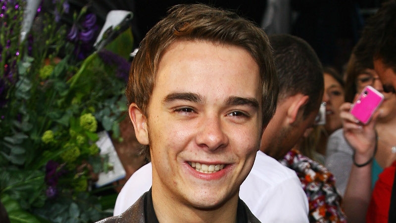 Shepherd set for onscreen wedding