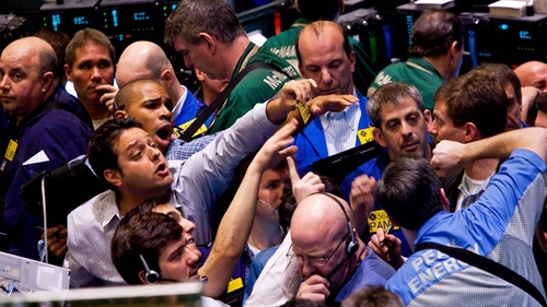 Oil prices - US demand figures hit prices