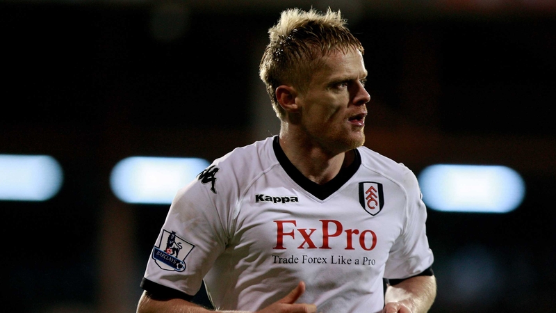 Damien Duff delighted the small contingent of Fulham fans who made the trip to Manchester with a 48th-minute equaliser