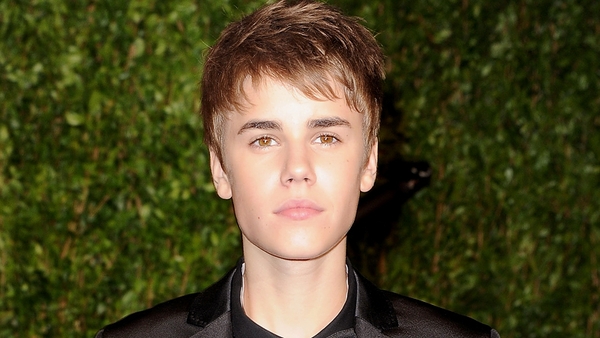 Bieber - Mistaken for 'crazed fan'