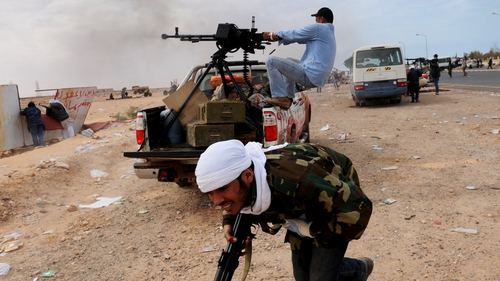 Ras Lanuf - Rebels resist heavy bombardment