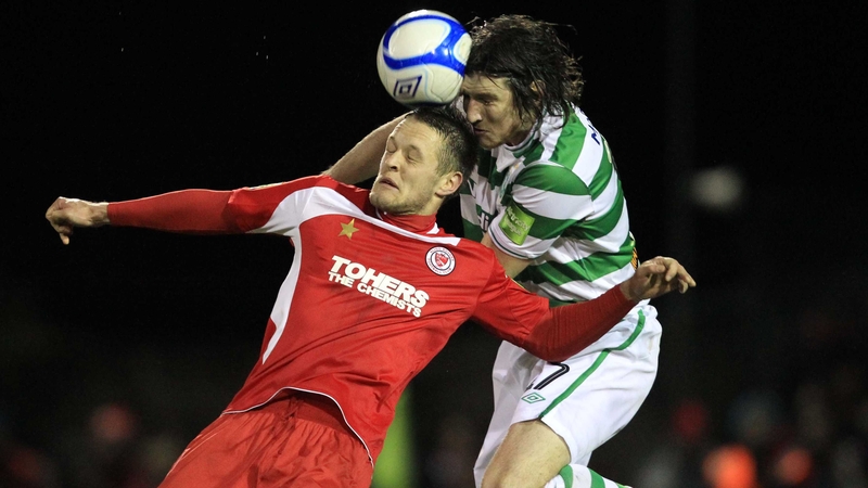 Sligo Rovers' Matthew Blinkhorn &amp; Ken Oman of Shamrock Rovers in action at The Showgrounds