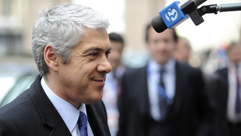 Jose Socrates - 'Portuguese bail-out would hurt Europe'