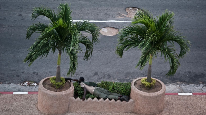 Gbagbo follower prepares for battle in Abidjan